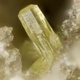 MimetiteSimon Mine, Bell District, Mineral County, Nevada, USAFOV = 1.6 mm (Author: Doug)