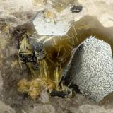 Hematite, Aegirine<br />Summit Rock, Klamath County, Oregon, USA<br />FOV = 1.7 mm<br /> (Author: Doug)