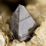Anatase<br />Plan-du-Lac, Saint Christophe en Oisans, Le Bourg d'Oisans Comune, Isère, Auvergne-Rhône-Alpes, France<br />FOV = 2.8 mm<br /> (Author: Doug)