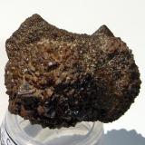 Goethite<br />Luanda, Formiga, Minas Gerais, Brazil<br />4,3 x 4 x 3,3 cm<br /> (Author: Anísio Cláudio)