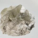 Fluorite, Baryte<br />Rogers Mine, Huntingdon Township, Madoc area, Hastings County, Ontario, Canada<br />4.5 X 3.5 cm<br /> (Author: Richard Arseneau)