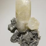 Calcite<br />Sweetwater Mine, Ellington, Viburnum Trend District, Reynolds County, Missouri, USA<br />5 X 7 cm<br /> (Author: Richard Arseneau)