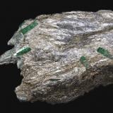 Berilo (variedad esmeralda)<br />Valle Habach, Hohe Tauern, Salzburgo/Salzburg, Austria<br />14,4 x 5,8<br /> (Autor: Xavier Bordas)