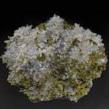 Quartz, Epidote<br />La Gringa Mine, Chiurucu (Chiuruco), Huallanca District, Bolognesi Province, Ancash Department, Peru<br />8.3 x 7.0 cm<br /> (Author: am mizunaka)