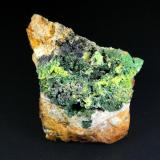 Bayldonita y PiromorfitaMina Penberthy Croft, Monte Saint Michael, Saint Hilary, Distrito Mount's Bay, Cornwall, Inglaterra / Reino Unido5 x 4 cm. (Autor: Antonio P. López)