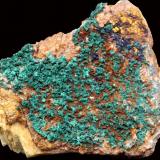 Malaquita y Azurita<br />Bou Bekker, Distrito Touissit, Provincia Jerada, Región Oriental, Marruecos<br />75 x 66 x 22 mm.<br /> (Autor: José Luis Zamora)
