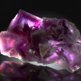 Fluorita<br />La Cabaña, Valdelmar, zona minera de Berbes, Berbes, Ribadesella, Comarca Oriente, Principado de Asturias (Asturias), España<br />16x9cm, cristales hasta 5cm de arista<br /> (Autor: Raul Vancouver)