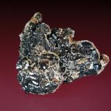 Descloizita<br />Berg Aukas, Distrito Grootfontein, Región Otjozondjupa, Namibia<br />5 x 5 cm.<br /> (Autor: Antonio P. López)