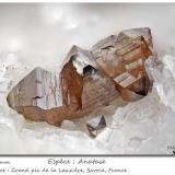 Anatase on Quartz<br />Grand Pic de la Lauzière, La Lauzière Massif, Saint-Jean-de-Maurienne, Savoie, Auvergne-Rhône-Alpes, France<br />fov 2.2 mm<br /> (Author: ploum)