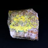 Francevillita<br />Corta Saint-Pierre-du-Cantal, Champagnac, Saignes, Distrito Mauriac, Cantal, Auvergne-Rhône-Alpes, Francia<br />4 x 4 cm.<br /> (Autor: Antonio P. López)