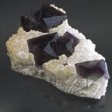 Fluorite, Quartz<br />Yiwu, Jinhua Prefecture, Zhejiang Province, China<br />7 X 4.5 cm<br /> (Author: Richard Arseneau)