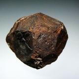 Almandino (Grupo Granate)Sierra Albarrana, Hornachuelos, Comarca Valle Medio del Guadalquivir, Córdoba, Andalusia, Spain5 x 5 cm. (Autor: Antonio P. López)