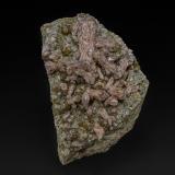 Quartz, Andradite<br />Bor Pit, Dalnegorsk B deposit, Dalnegorsk, Dalnegorsk Urban District, Primorsky Krai, Russia<br />6.4 x 4.3 cm<br /> (Author: am mizunaka)