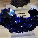 Azurite<br />Kerrouchen, Khénifra Province, Beni Mellal-Khenifra Region, Morocco<br />3x2cm<br /> (Author: Enrique Llorens)