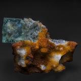 Fluorite, Quartz<br />Choir area, Province Govisümber, Mongolia<br />5.8 x 4.3 cm<br /> (Author: am mizunaka)