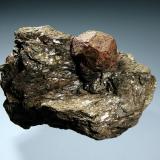 Almandino (Grupo Granate)Sierra Albarrana, Hornachuelos, Comarca Valle Medio del Guadalquivir, Córdoba, Andalusia, Spain6 x 4 cm. (Autor: Antonio P. López)