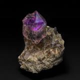 Quartz (variety amethyst), Quartz (variety smoky quartz)<br />Little Gem Mine, Boulder Batholith, Jefferson County, Montana, USA<br />7.9 x 6.0 cm<br /> (Author: am mizunaka)