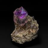 Quartz (variety amethyst), Quartz (variety smoky quartz)<br />Little Gem Mine, Boulder Batholith, Jefferson County, Montana, USA<br />7.9 x 6.0 cm<br /> (Author: am mizunaka)