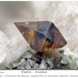 Anatase<br />L'Homme de Beurre, La Lauzière Massif, Saint-Jean-de-Maurienne, Savoie, Auvergne-Rhône-Alpes, France<br />fov 3.6 mm<br /> (Author: ploum)