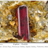 Rutile<br />Gries Glacier (Griesgletscher), Wallis (Valais), Switzerland<br />fov 4.2 mm<br /> (Author: ploum)