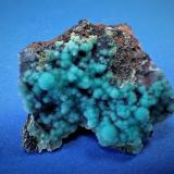 Chrysocolla, Quartz<br />Twin Buttes Mine, Twin Buttes, Pima mining district, Sierrita Mountains, Pima County, Arizona, USA<br />26 mm x 22 mm x 14 mm<br /> (Author: Don Lum)