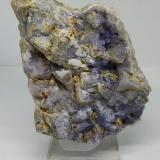 Fluorita<br />Mina María Magdalena (Mina Santiago), Galeria de la Font del Metge, La Font del Metge, Ulldemolins, Comarca Priorat, Tarragona, Cataluña / Catalunya, España<br />10,5x9cm<br /> (Autor: Adri Rodríguez)