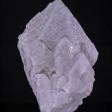 Quartz<br />Atlanta suburbia area, Gwinnett County, Georgia, USA<br />12.4 x 6.6 cm<br /> (Author: am mizunaka)