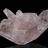 Quartz, Rutile<br />El Dorado County, California, USA<br />5.5 x 4.0 cm<br /> (Author: am mizunaka)