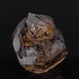 Quartz (variety smoky quartz)<br />Manuka Mine, Mouramba County, New South Wales, Australia<br />4.9 x 4.4 cm<br /> (Author: am mizunaka)