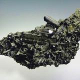Epidota<br />Balochistan (Baluchistan), Paquistán<br />16 x 8 cm.<br /> (Autor: Antonio P. López)