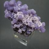 Quartz (variety botryoidal amethyst)<br />Mamuju area, Sulawesi Barat Province, Sulawesi, Indonesia<br />6.5 x 6 cm<br /> (Author: Richard Arseneau)