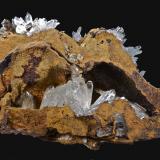Hemimorfita<br />Mina Ojuela, Mapimí, Municipio Mapimí, Durango, México<br />7,7 x 5,6 x 4,5 cm.<br /> (Autor: Xavier bordas)