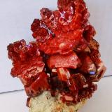 Vanadinite<br />Coud'a, Mibladen mining district, Mibladen, Midelt, Midelt Province, Drâa-Tafilalet Region, Morocco<br />5x5 cm. aprox.<br /> (Author: Enrique Llorens)