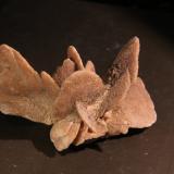 Gypsum<br />Algeria<br />86mm x 54mm x 46mm<br /> (Author: Firmo Espinar)