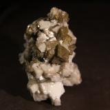 Dolomite, Siderite and QuartzOtanche, Occidente Province, Boyacá Department, Colombia72mm x 58mm x 45mm (Author: Firmo Espinar)