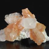 Calcite and Heulandite-Ca on Mordenite<br />Jalna District, Maharashtra, India<br />4.1 cm x 6.0 cm<br /> (Author: Michael Shaw)