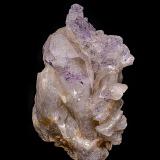Quartz, Fluorite<br />Soldiers Cap, Mount Isa, City of Mount Isa, Queensland, Australia<br />3.7 x 2.4 cm<br /> (Author: am mizunaka)
