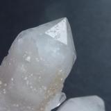 Cuarzo (variedad cuarzo lechoso)Cibanal (Cibanal de Sayago), Villar del Buey, Comarca Sayago, Zamora, Castilla y León, España4 x 3 cm. (Autor: javier ruiz martin)