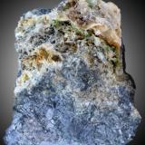 Galena y Cerusita<br />Mina de Vallclara, Mas de lAnglès, Vallclara, Comarca Conca de Barberà, Tarragona, Cataluña / Catalunya, España<br />32 v 20 x 17 mm.<br /> (Autor: José Luis Zamora)