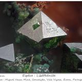 Libethenite and Turquoise<br />Miguel Vacas Mine, Pardais and Conceição Parish, Vila Viçosa, Évora District, Alentejo Central Province, Alentejo Region, Portugal<br />fov 2.2 mm<br /> (Author: ploum)