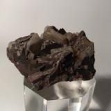 Cinabrio, Barita<br />Fosso del Confine, Roccastrada, Provincia Grosseto, Toscana, Italia<br />45 mm x 31 mm<br /> (Autor: Sante Celiberti)