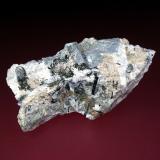 Petarasita, Aegirina<br />Cantera Poudrette, Mont Saint-Hilaire, La Vallée-du-Richelieu RCM, Montérégie, Québec, Canadá<br />7 x 4 cm.<br /> (Autor: Antonio P. López)