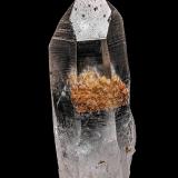 Quartz, Dolomite<br />Fisher Mountain, Mount Ida, Montgomery County, Arkansas, USA<br />9.1 x 3.7 cm<br /> (Author: am mizunaka)