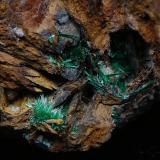 MalaquitaMinas del Collado de la Plata, Collado de la Plata, Albarracín, Comarca Sierra de Albarracín, Teruel, Aragón, EspañaEncuadre de foto 33 mm (Autor: Ángel Rodríguez Benavent)