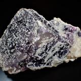 Fluorite, CalciteSub-Distrito Cave-in-Rock, Condado Hardin, Illinois, USA185 mm x 236 mm x 124 mm (Author: Don Lum)
