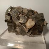 Pirita, Calcita, Dolomita<br />Mina Campiano, Montieri, Provincia Grosseto, Toscana, Italia<br />75 x 50<br /> (Autor: Sante Celiberti)