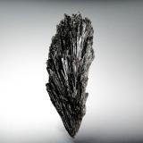 CianitaRibeirão das Folhas, Minas Novas, Vale do Jequitinhonha, Minas Gerais, Brasil10 x 4 cm. (Autor: Antonio P. López)