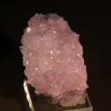 Quartz (variety amethyst)<br />Vértice Quarry, Cerro Vértice, Villaviciosa de Córdoba, Comarca Valle del Guadiato, Córdoba, Andalusia, Spain<br />35mm x 46mm x 52mm<br /> (Author: Firmo Espinar)