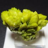 Autunita<br />Mina Senhora da Assunção, Aldeia Nova, Ferreira de Aves, Sátão, Distrito Viseu, Portugal<br />30x20 mm<br /> (Autor: Ignacio)