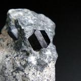Lorenzenita<br />Macizo Lovozero, Península Kola, Murmanskaja Oblast, Región del Norte, Rusia<br />Cristal de 9 mm.<br /> (Autor: Antonio P. López)
